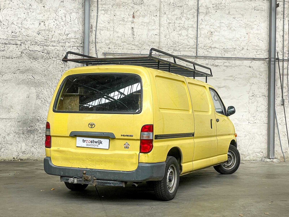 Toyota HiAce 2.5 D4-D 90 LWB Basis 88PS 2006 (Original-NL), 71-BX-TF