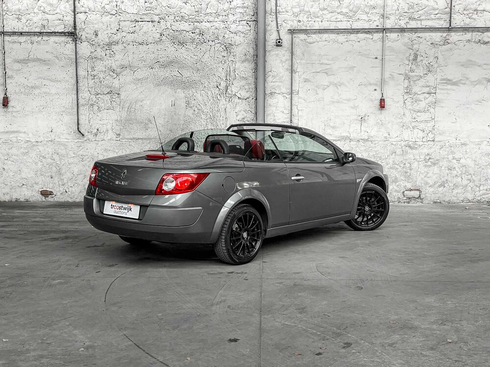 Renault Megane Coupé-Cabriolet 1.6-16V Priv.Luxe 113PS 2005, 71-RP-TR
