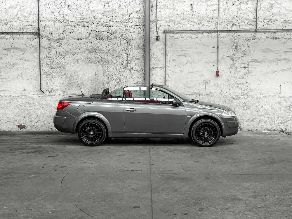 Renault Megane Coupé-Cabriolet 1.6-16V Priv.Luxe 113PS 2005, 71-RP-TR