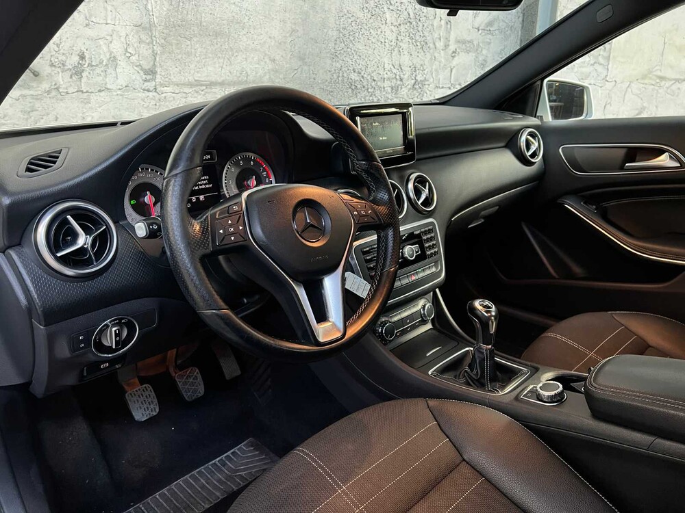 Mercedes-Benz A180 A-Klasse 122PS 2013, J-941-GJ