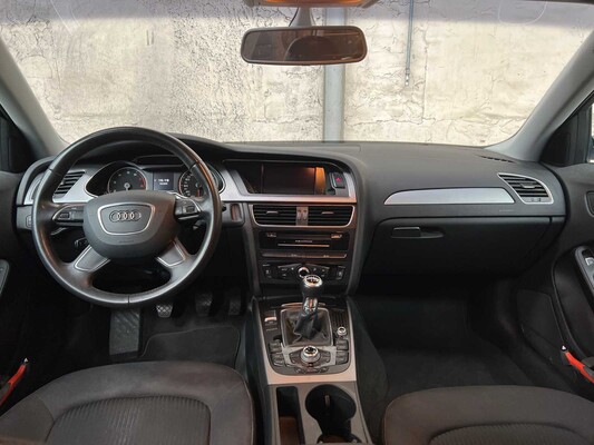 Audi A4 Avant 1.8 TFSI Business Edition 170pk 2014 -Orig. NL-, 1-SZS-51