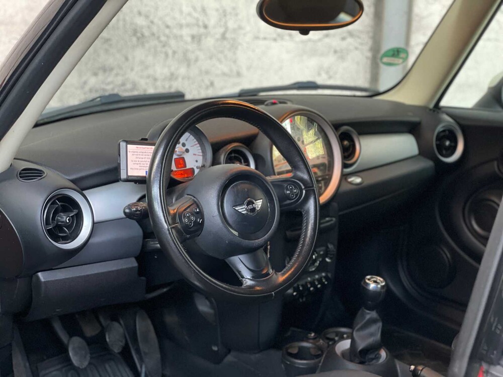 Mini Cooper One 1.6 MINIMALIST Business Line 98PS 2010 (Original-GB), 37-NPB-5