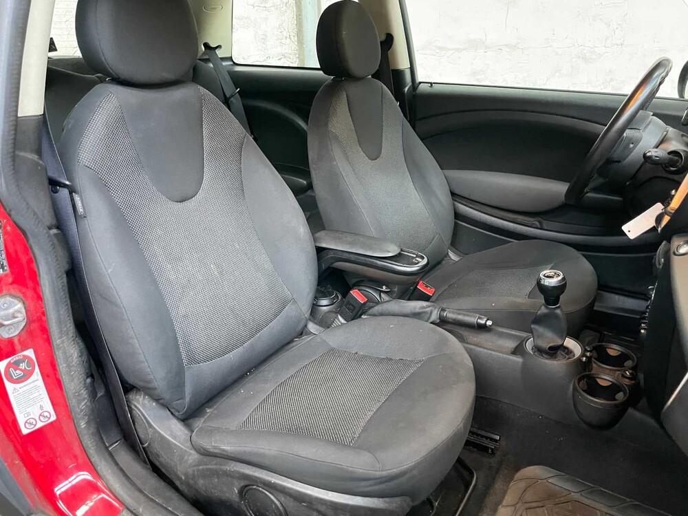 Mini Cooper One 1.6 MINIMALIST Business Line 98PS 2010 (Original-GB), 37-NPB-5