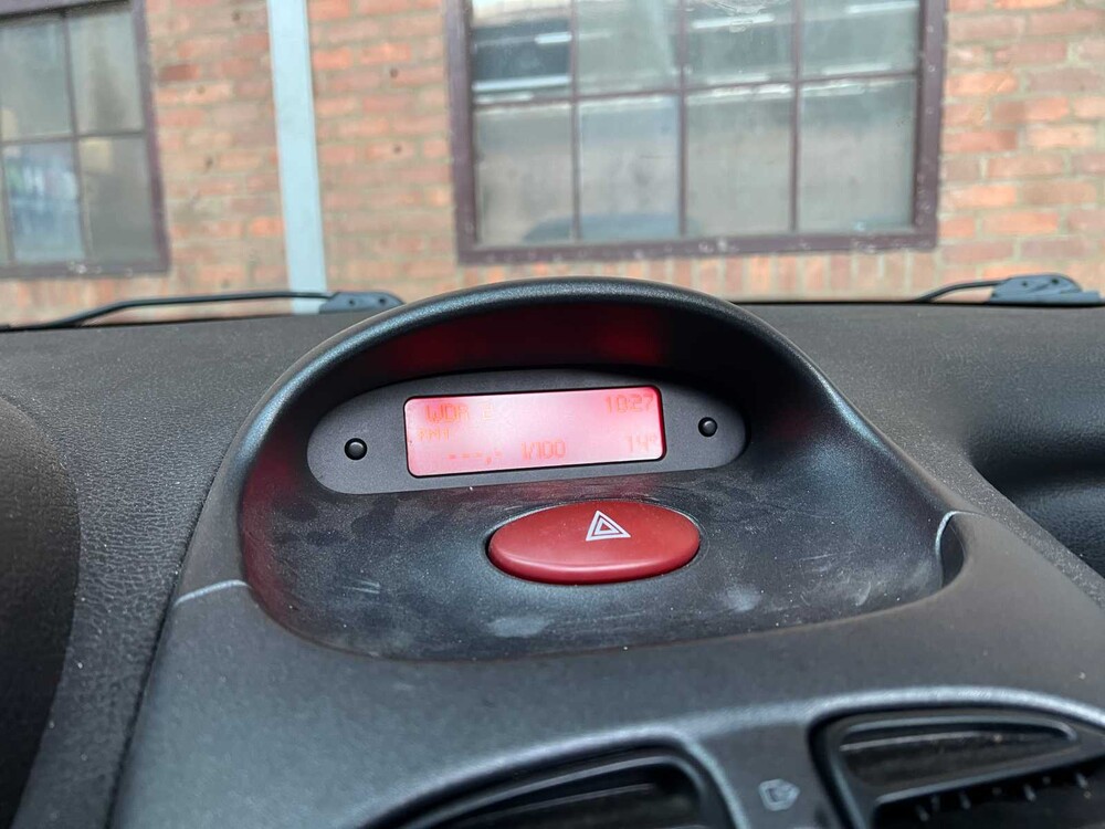 Peugeot 206cc 1.6 16V 109PS 2005, 9-THT-73