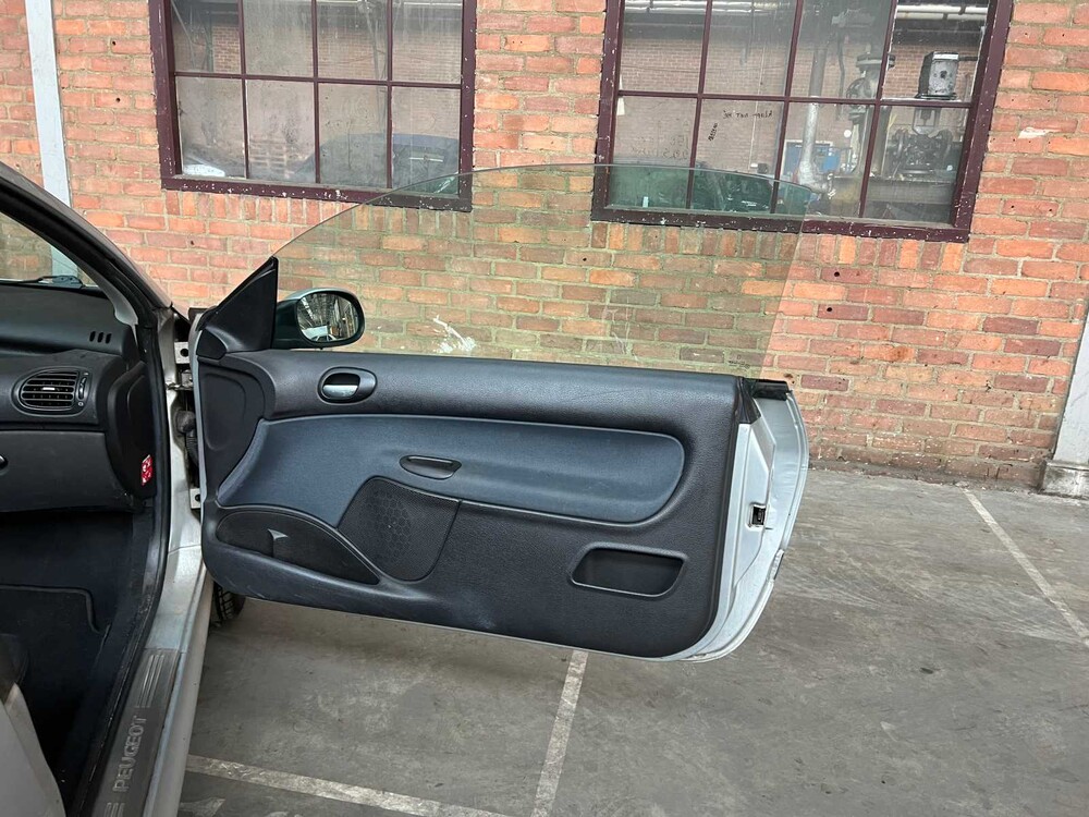 Peugeot 206cc 1.6 16V 109PS 2005, 9-THT-73