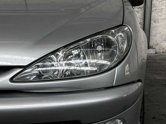 Peugeot 206cc 1.6 16V 109PS 2005, 9-THT-73