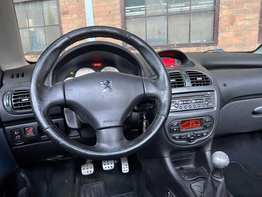 Peugeot 206cc 1.6 16V 109pk 2005, 9-THT-73