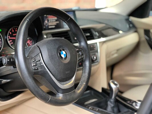 BMW 320i Touring 184PS 2013 (Original-NL), 1-KTJ-01