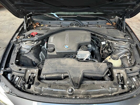 BMW 320i Touring 184hp 2013 (Original-NL), 1-KTJ-01