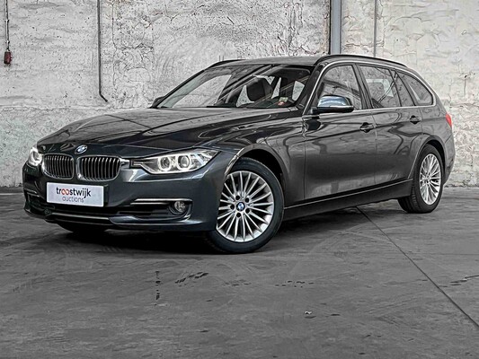 BMW 320i Touring 184pk 2013 (Origineel-NL), 1-KTJ-01