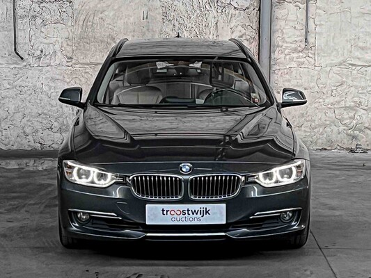 BMW 320i Touring 184pk 2013 (Origineel-NL), 1-KTJ-01