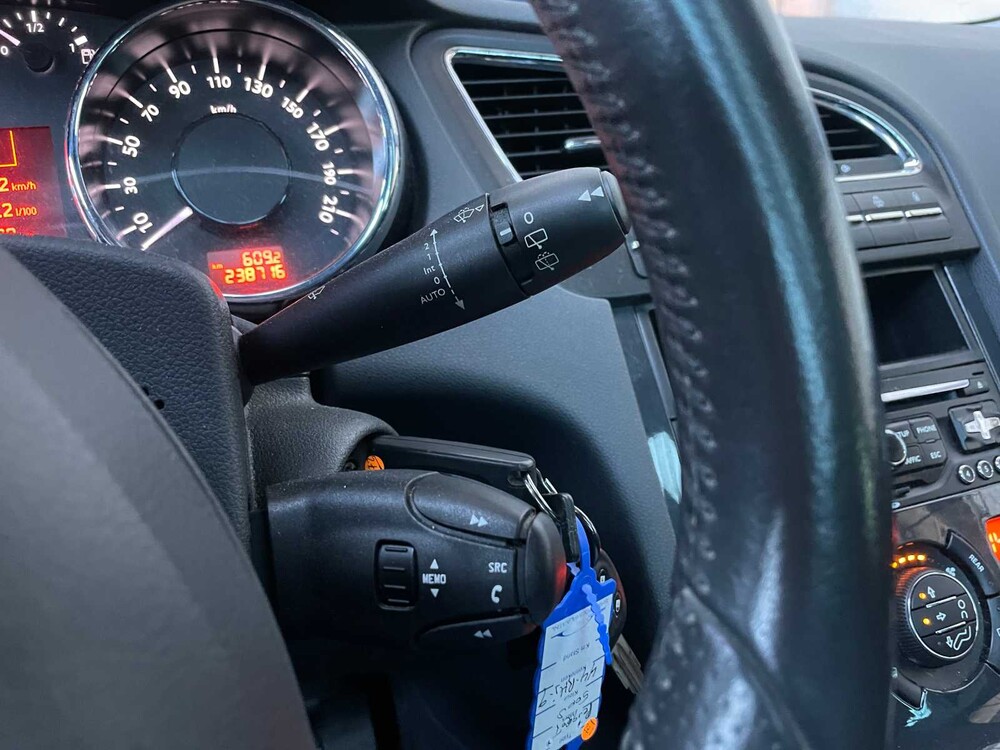 Peugeot 5008 1.6 THP B.L. Exe 7p. 156hp 2011 (Original-NL), 44-RHJ-9