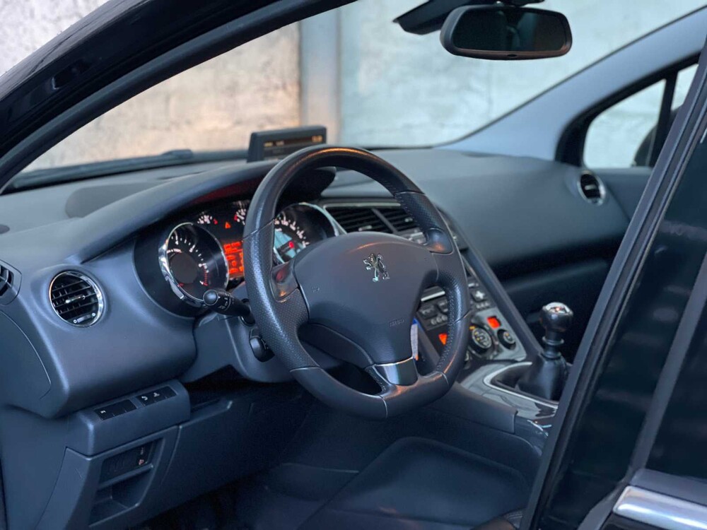 Peugeot 5008 1.6 THP B.L. Exe 7p. 156hp 2011 (Original-NL), 44-RHJ-9