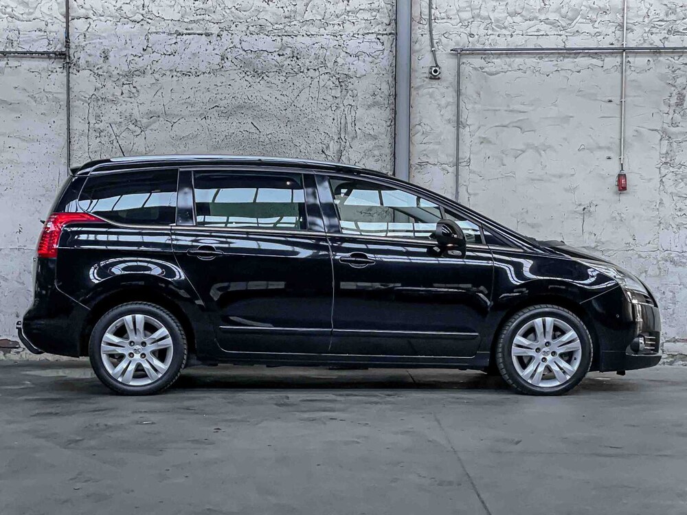 Peugeot 5008 1.6 THP B.L. Exe 7p. 156hp 2011 (Original-NL), 44-RHJ-9