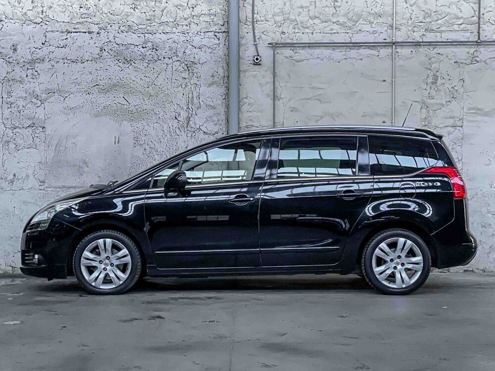 Peugeot 5008 1.6 THP B.L. Exe 7p. 156hp 2011 (Original-NL), 44-RHJ-9