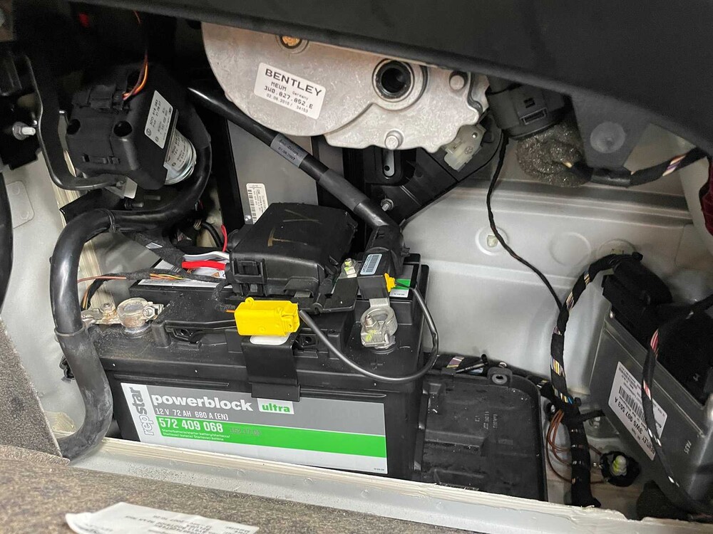 Bentley Continental Flying Spur 6.0 W12 525PS 2008 -Youngtimer-