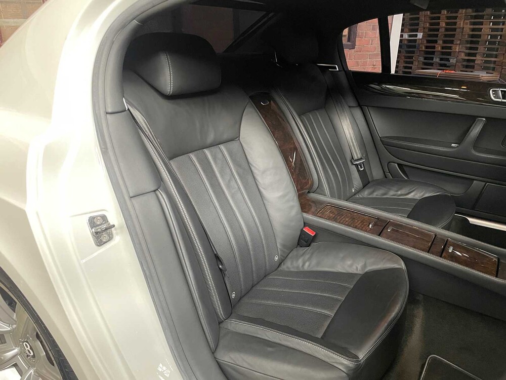 Bentley Continental Flying Spur 6.0 W12 525PS 2008 -Youngtimer-