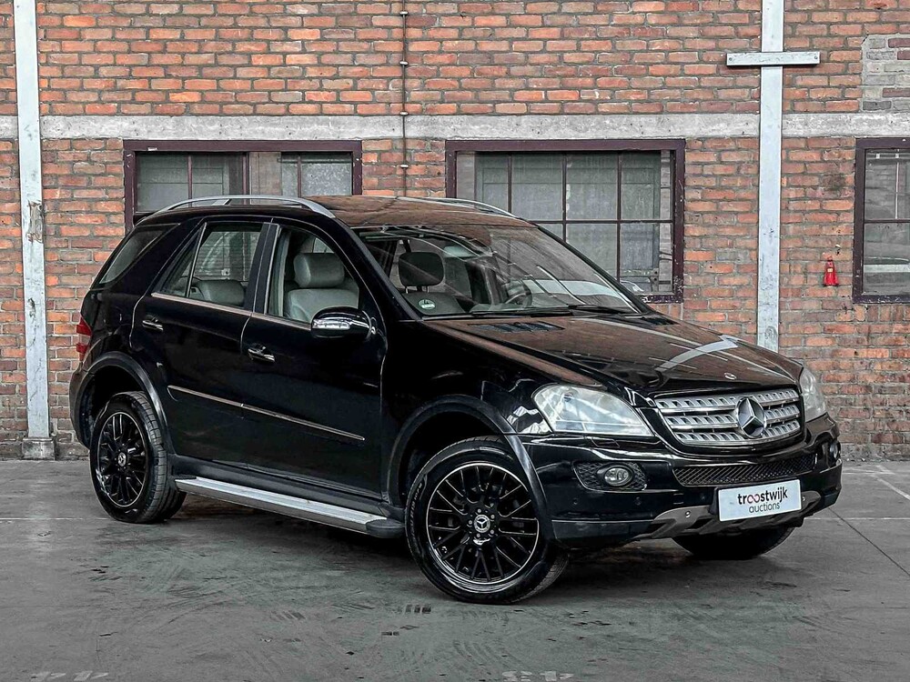 Mercedes-Benz ML350 3.5 V6 4Matic 272PS 2005 M-Klasse, N-432-PD Youngtimer