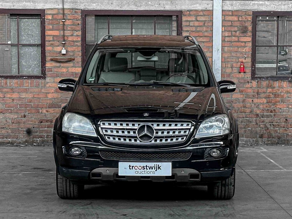 Mercedes-Benz ML350 3.5 V6 4Matic 272PS 2005 M-Klasse, N-432-PD Youngtimer