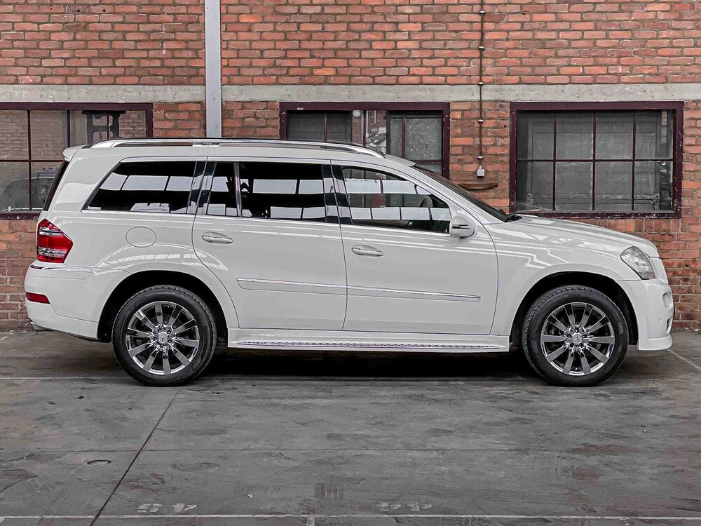 Mercedes-Benz GL500 5.5 V8 388PS 2009 -Youngtimer-