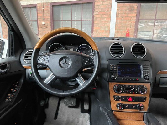 Mercedes-Benz GL500 5.5 V8 388hp 2009 -Youngtimer-