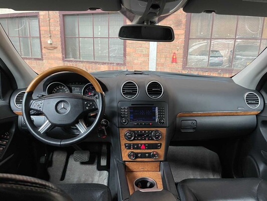 Mercedes-Benz GL500 5.5 V8 388PS 2009 -Youngtimer-