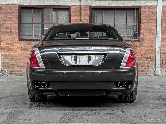 Maserati Quattroporte 4.2L V8 MFI DOHC 259 400hp 2008 Youngtimer