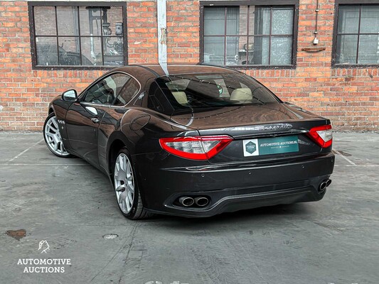 Maserati GranTurismo 4.2 V8 405hp 2008 youngtimer