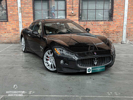 Maserati GranTurismo 4.2 V8 405hp 2008 youngtimer