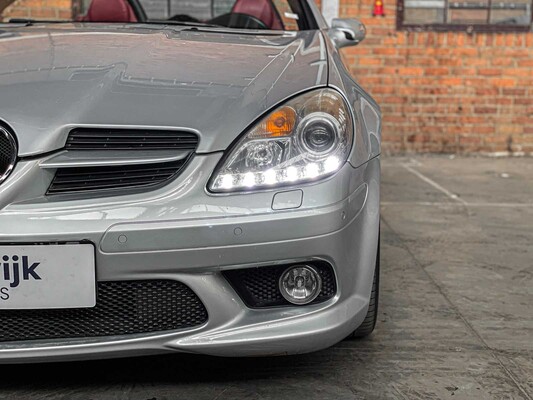 Mercedes-Benz SLK350 AMG 3.5 V6 272PS 2006 AIRSCARF Youngtimer