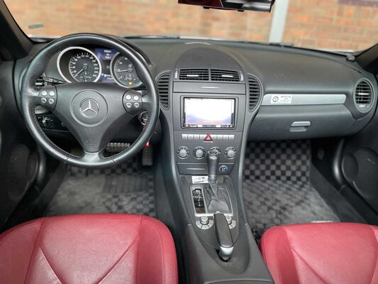 Mercedes-Benz SLK350 AMG 3.5 V6 272pk 2006 AIRSCARF Youngtimer