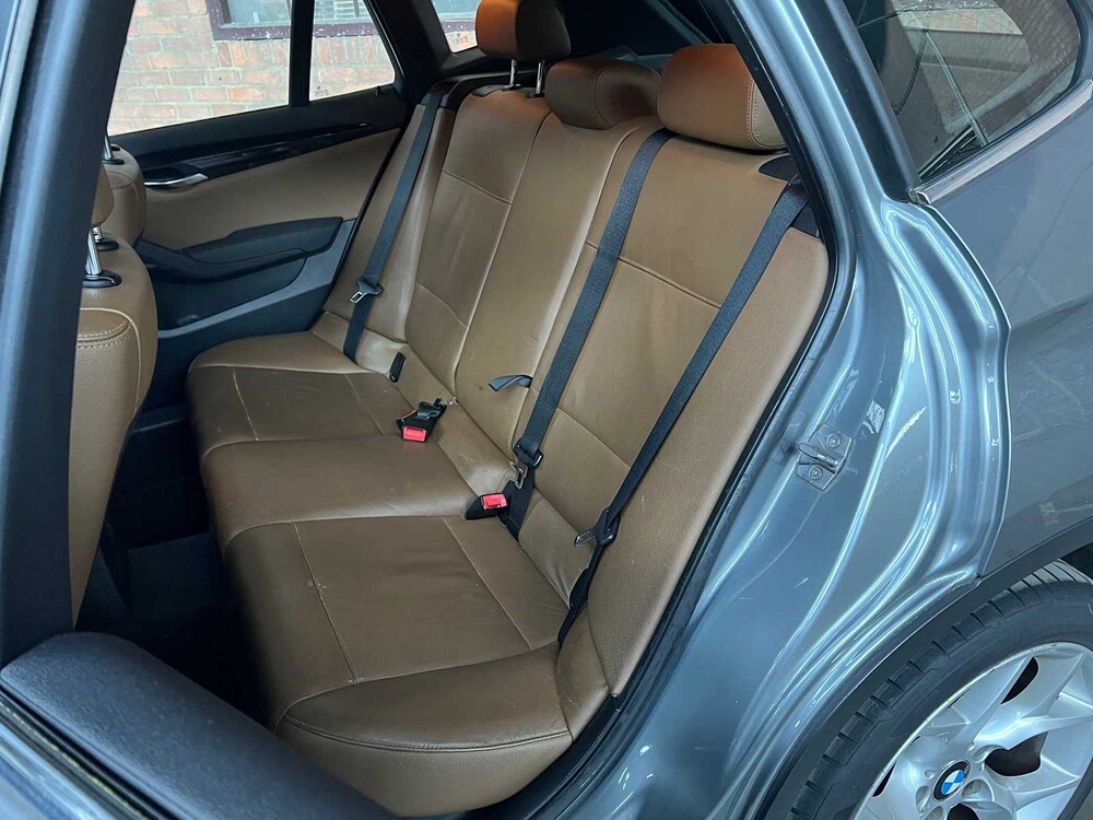 BMW x1 xdrive 28i 259PS 2010 (Original-NL), 08-NNX-6