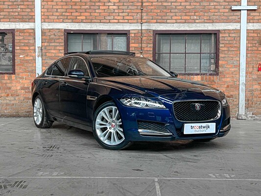 Jaguar XF 2.0d Portfolio 179hp 2016, SX-790-T