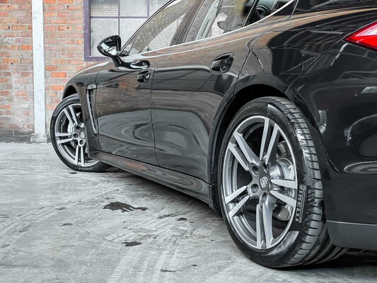 Porsche Panamera S Hybrid 3.0 360hp 2012 (Original-NL), 02-TFX-2