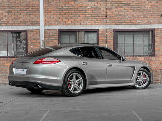 Porsche Panamera 4 3.6 V6 300PS 2010