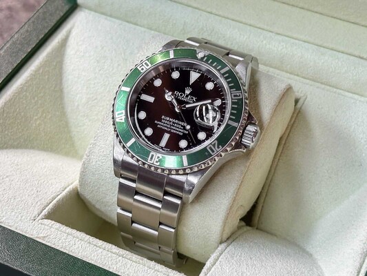 Rolex Submariner 16610T 2006 Armbanduhr