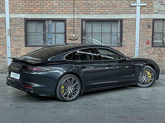 Porsche Panamera Turbo S E-Hybrid 4.0 V8 680PS -AKRAPOVIC- 2017 (Original-NL)