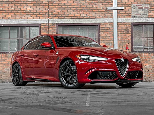 Alfa Romeo Giulia Quadrifoglio 510PS 2017