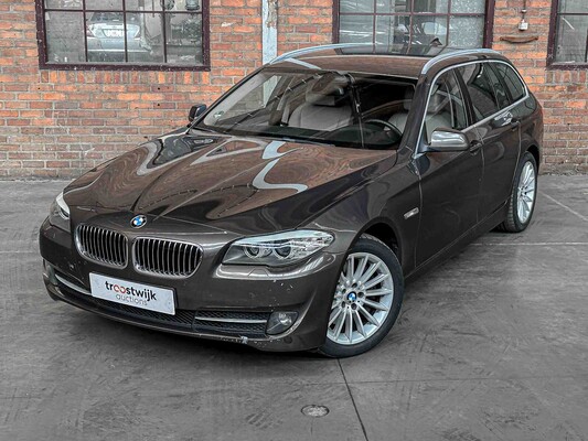 BMW 528i Touring Executive 245hp 2012 F11 5-Series (Original-NL), 08-XGB-5