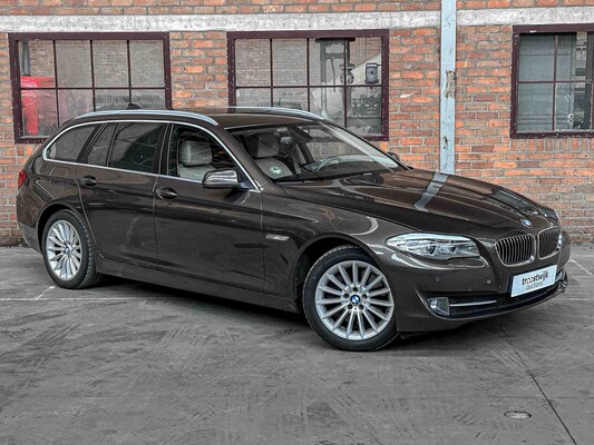 BMW 528i Touring Executive 245hp 2012 F11 5-Series (Original-NL), 08-XGB-5