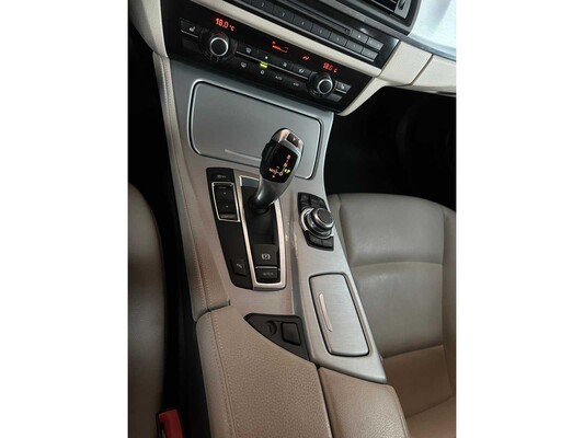 BMW 528i Touring Executive 245PS 2012 F11 5er (Original-NL), 08-XGB-5