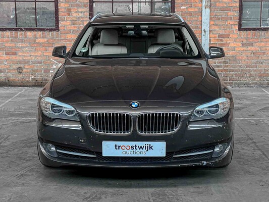 BMW 528i Touring Executive 245hp 2012 F11 5-Series (Original-NL), 08-XGB-5