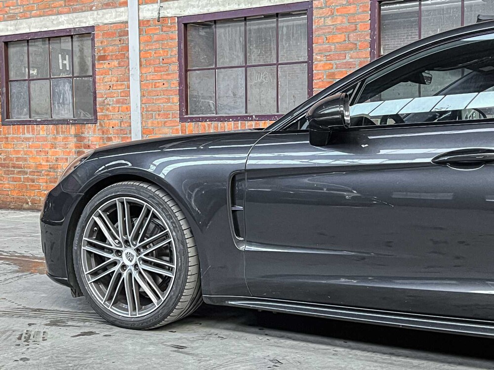 Porsche Panamera 4S 2.9 V6 441PS 2017