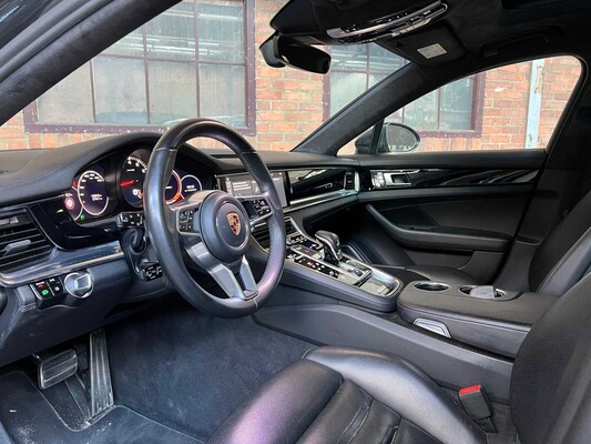 Porsche Panamera 4S 2.9 V6 441PS 2017