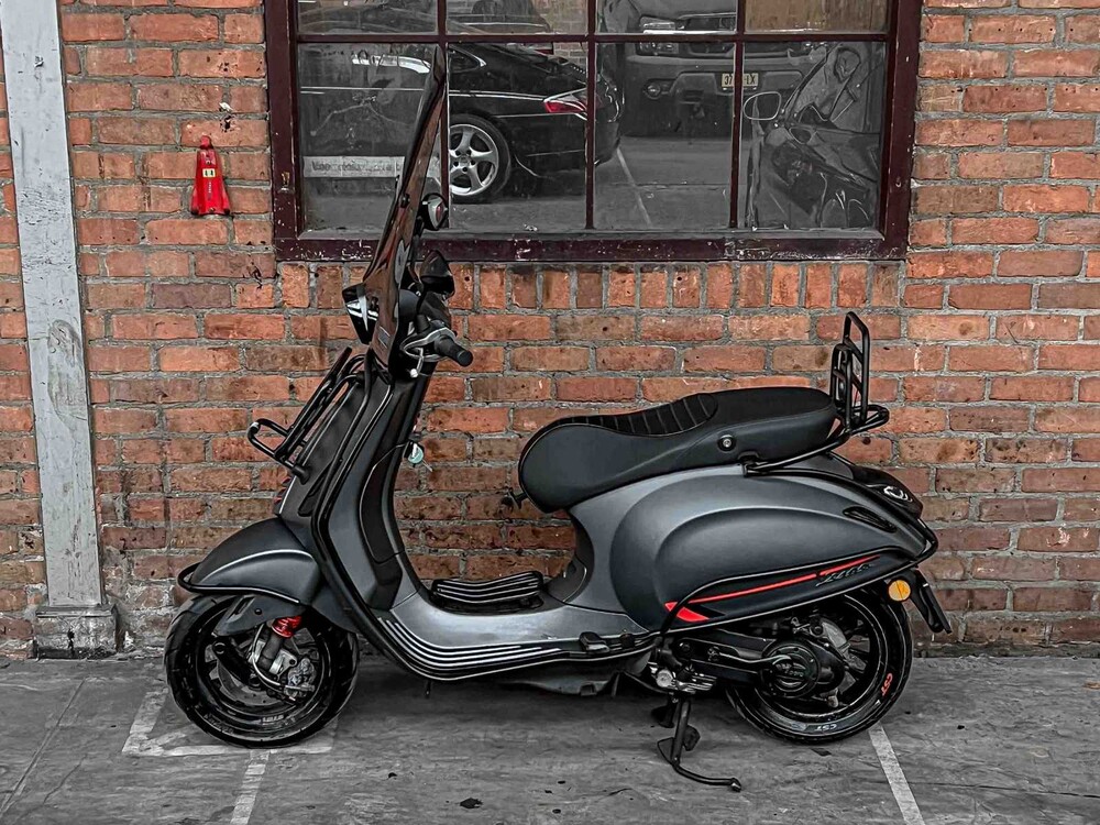 Vespa Sprint 4T 2015, DDB-52-B