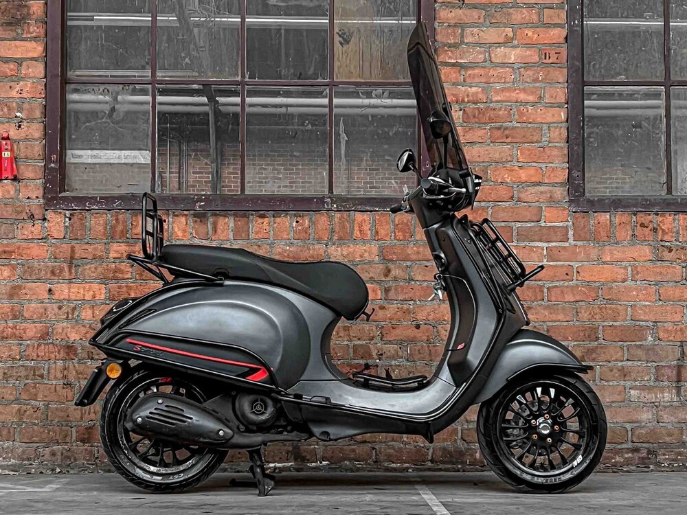 Vespa Sprint 4T 2015, DDB-52-B