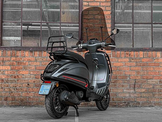 Vespa Sprint 4T 2015, DDB-52-B