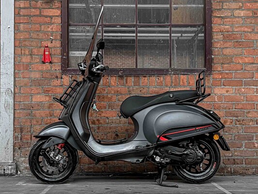 Vespa Sprint 4T 2015, DDB-52-B