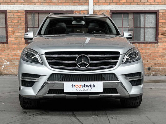 Mercedes-Benz ML350 AMG BlueTEC 3.0 V6 4Matic 258hp 2013, 8-SNT-28