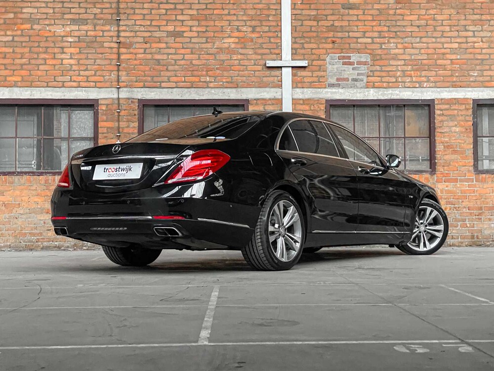 Mercedes-Benz S600 Long 6.0 V12 530PS 2015